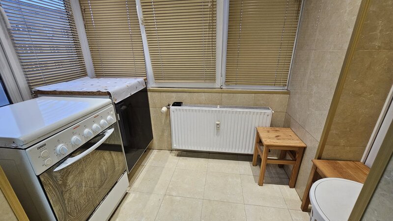 Basarabia, Chisinau, Aleea Mozaicului, apartament 3 camere, mobilat, liber